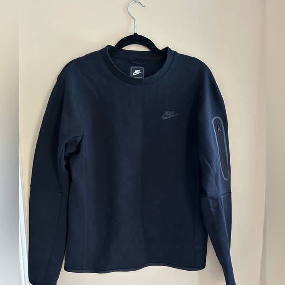 Nike tech fleece sweater - Picture 2 of 5